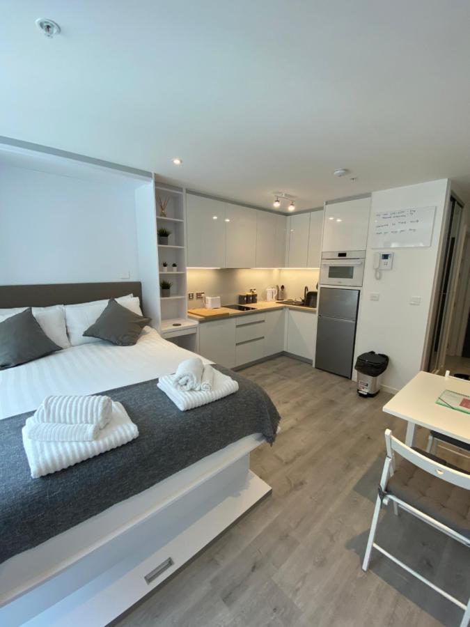 Cp Top Floor Luxury Studio Gibraltar Bagian luar foto